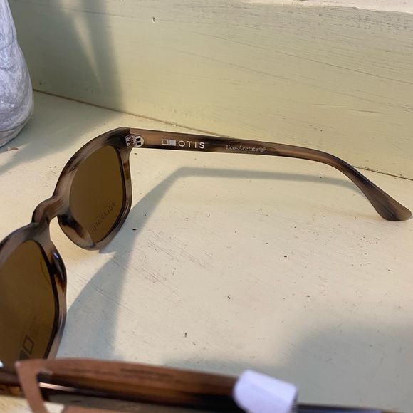 Otis Mineral Eyewear Summer of 67 Eco Polarized Sunglasses - Picture 5 of 5